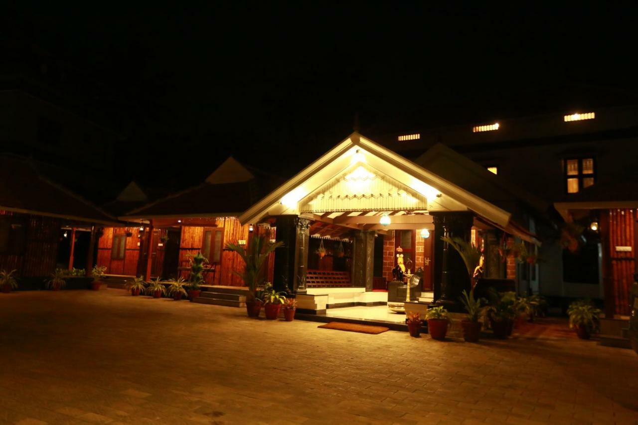 Guruvayur Heritage By Nexstay Εξωτερικό φωτογραφία